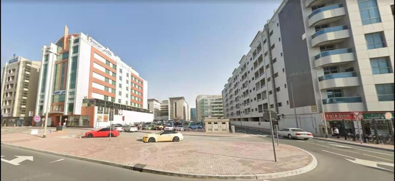 Partition In Al Barsha 1 Near Metro